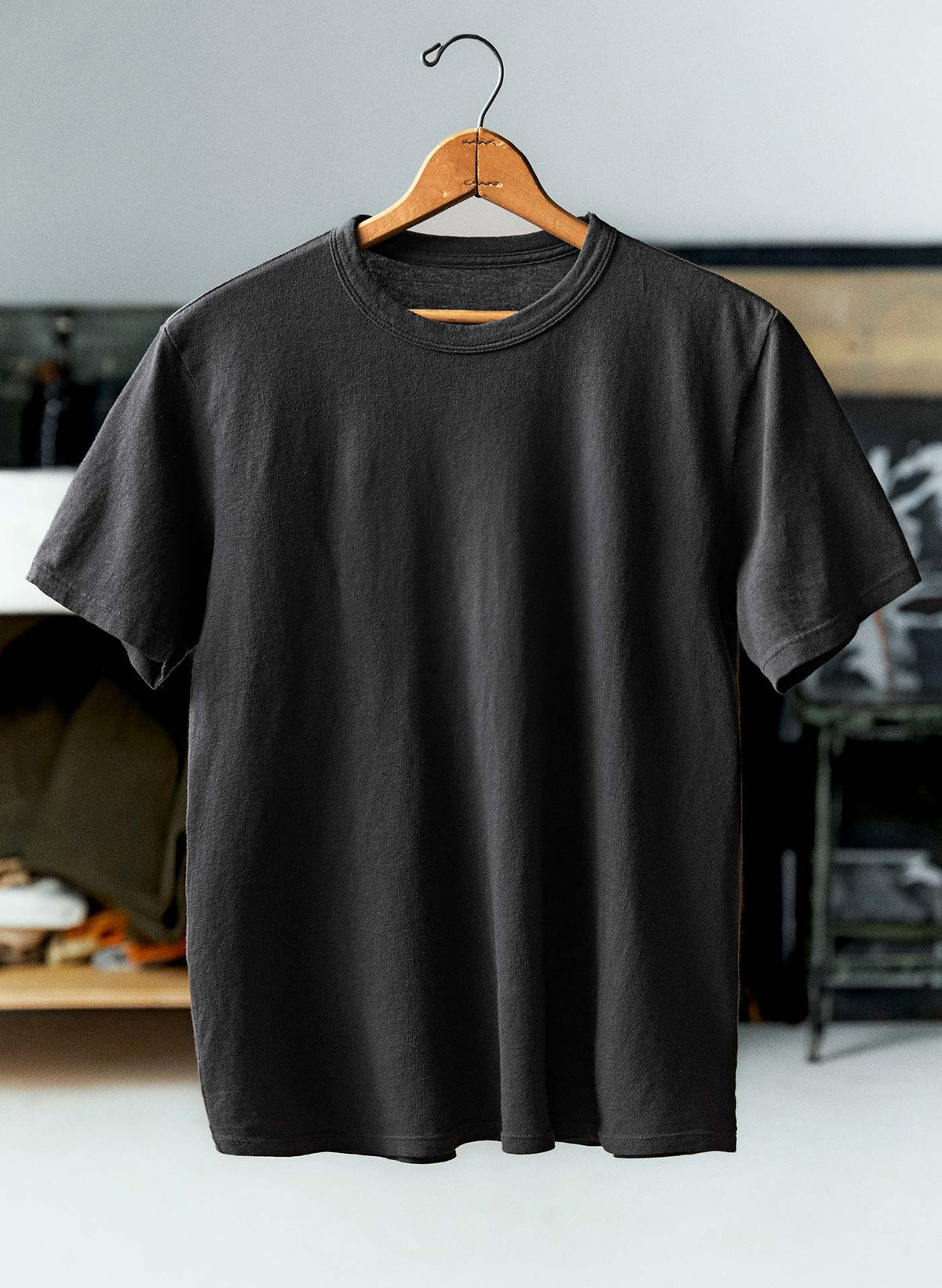 Comfort Colors 1717 tee fit example